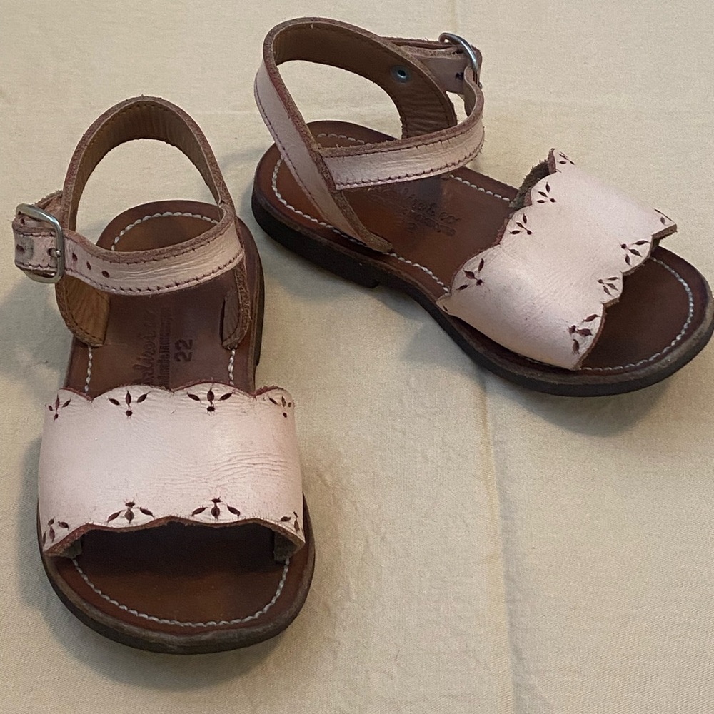 Adelisa & Co leather sandals